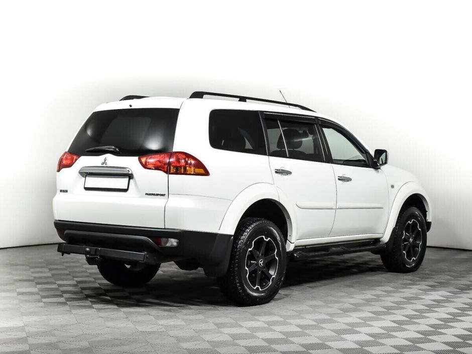Mitsubishi Pajero Sport, 2.5 л, АТ, 2013 фото 4