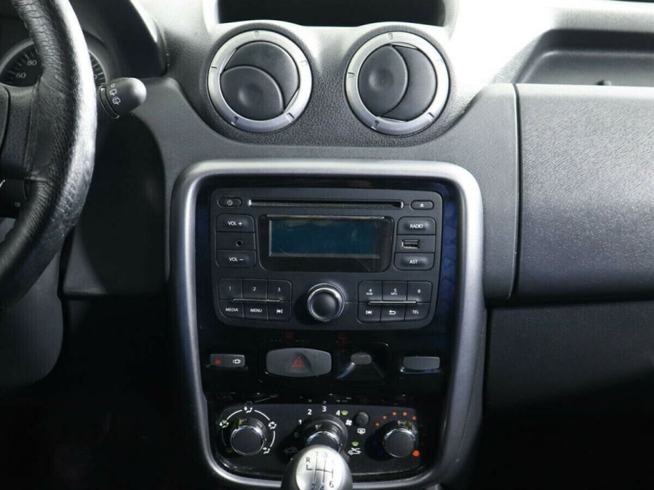 Renault Duster, 1.5 л, МТ, 2013 фото 2