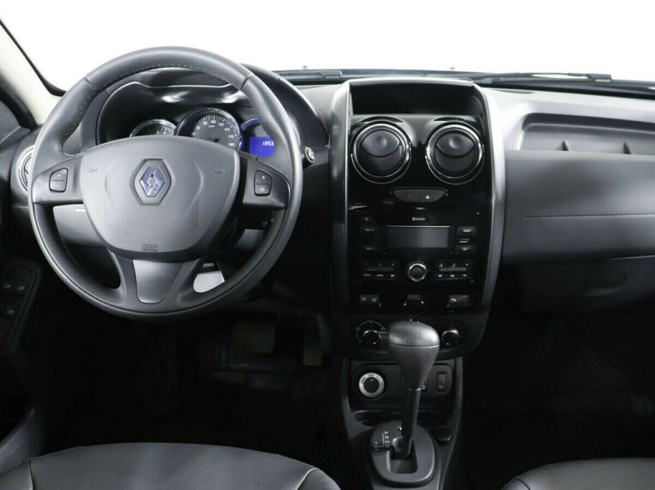Renault Duster, 2.0 л, АТ, 2019 фото 9