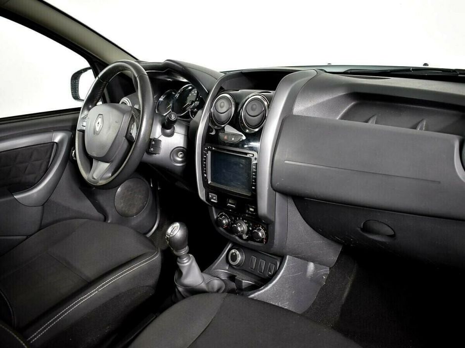 Renault Duster, 1.5 л, МТ, 2019 фото 2