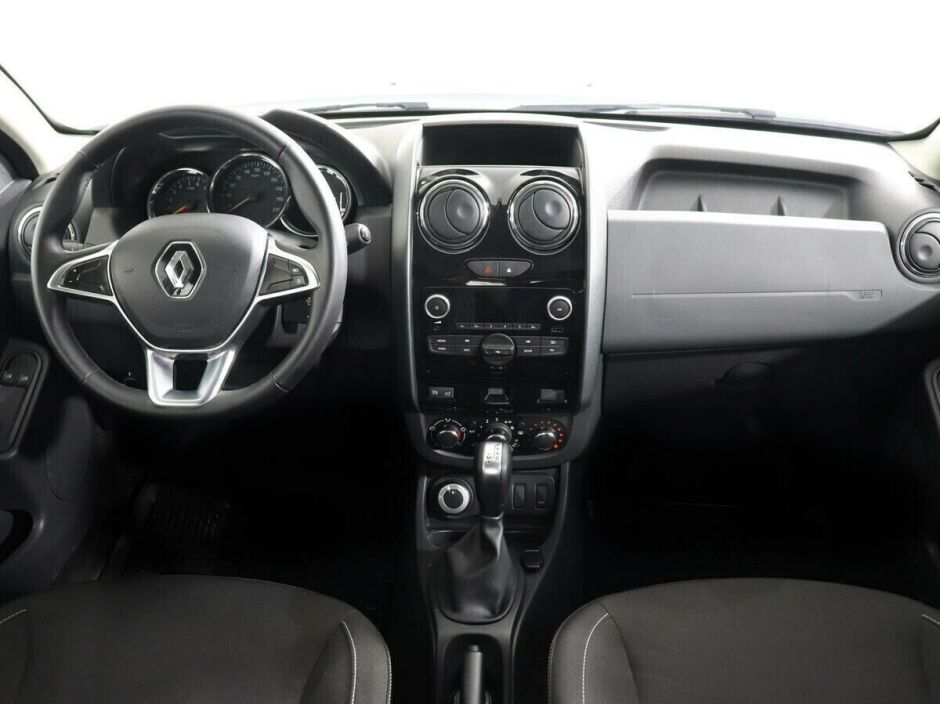 Renault Duster, 2.0 л, АТ, 2019 фото 9