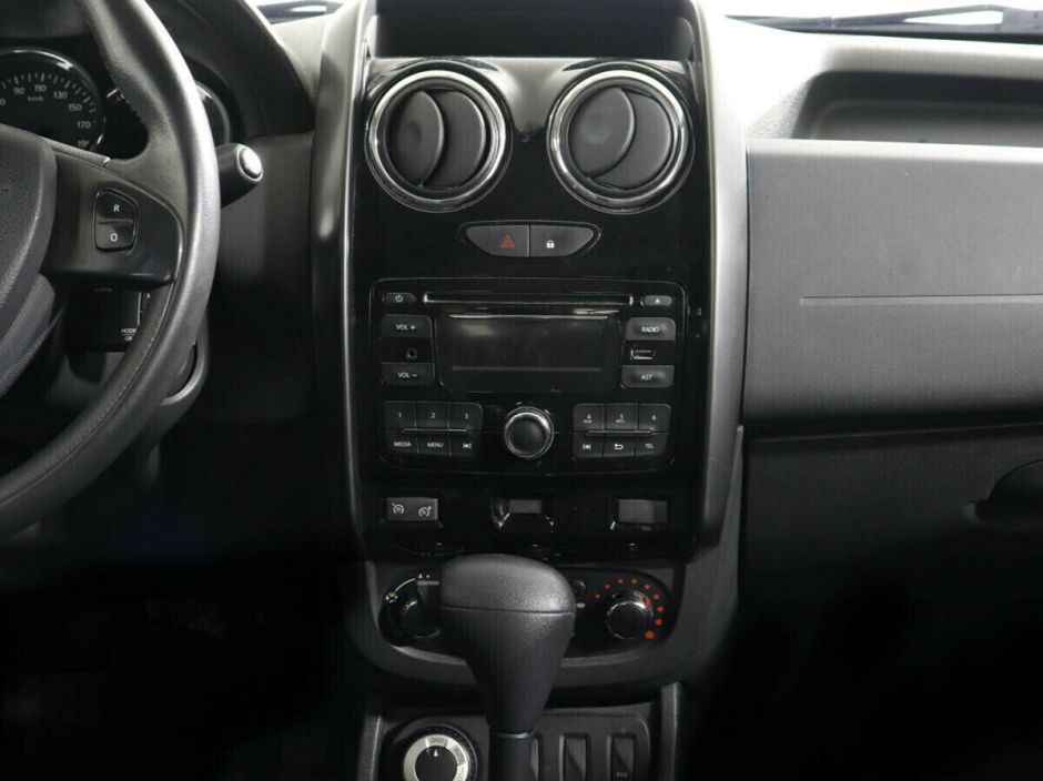 Renault Duster, 2.0 л, МТ, 2016 фото 2