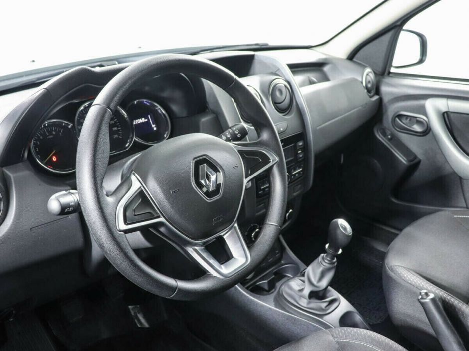Renault Duster, 2.0 л, МТ, 2019 фото 7