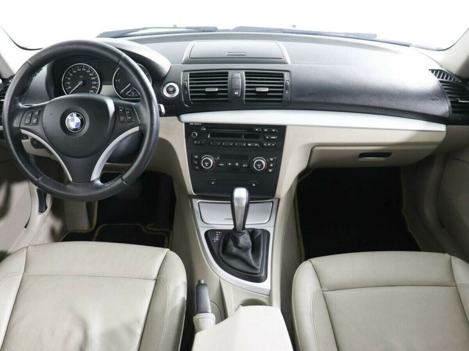 BMW 1 серии, 2.0 л, АТ, 2008 фото 8