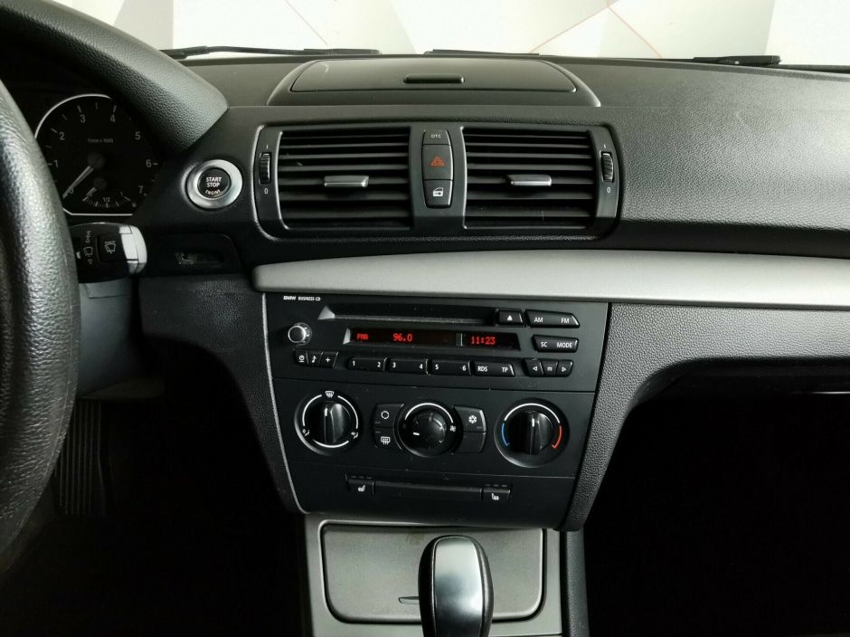 BMW 1 серии, 1.6 л, АТ, 2011 фото 9