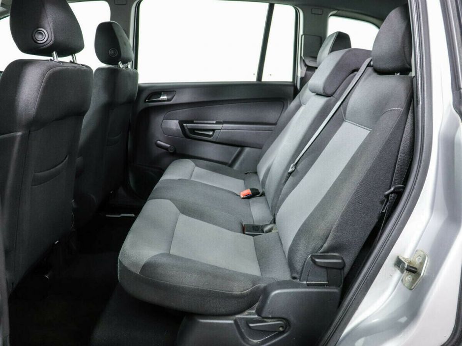 Opel Zafira, 1.8 л, Робот, 2009 фото 1