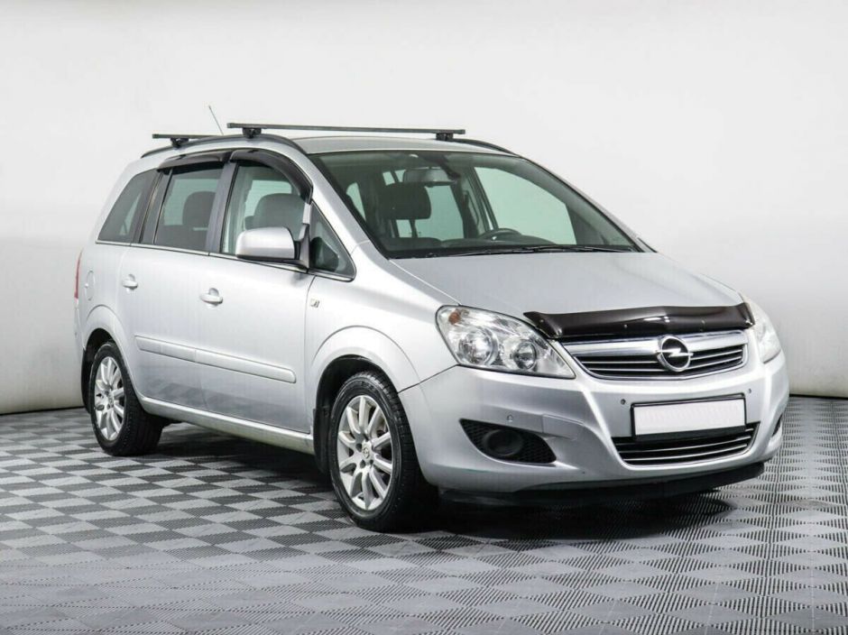Opel Zafira, 1.8 л, Робот, 2012 фото 5
