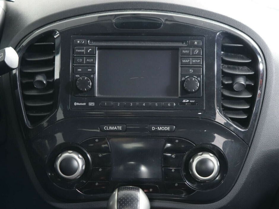 Nissan Juke, 1.6 л, Вариатор, 2013 фото 10