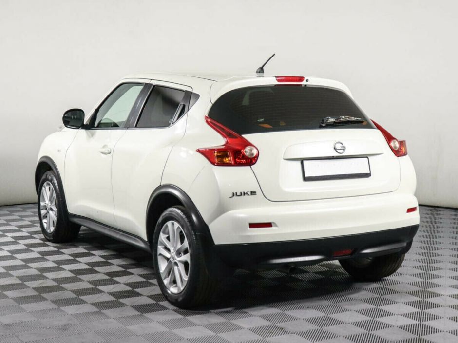 Nissan Juke, 1.6 л, МТ, 2014 фото 6