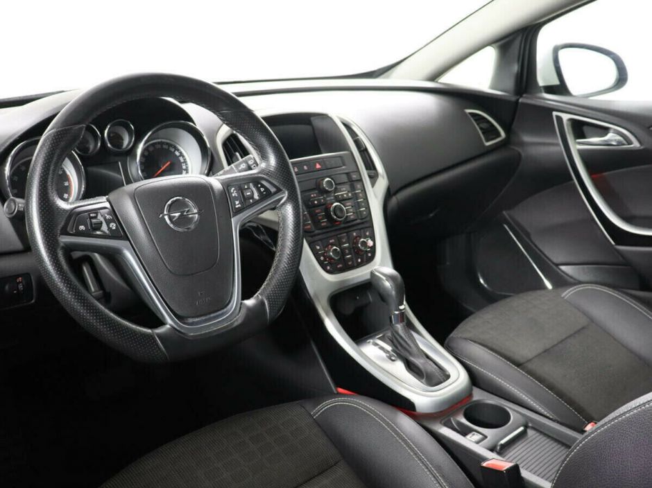 Opel Astra, 1.4 л, АТ, 2012 фото 7