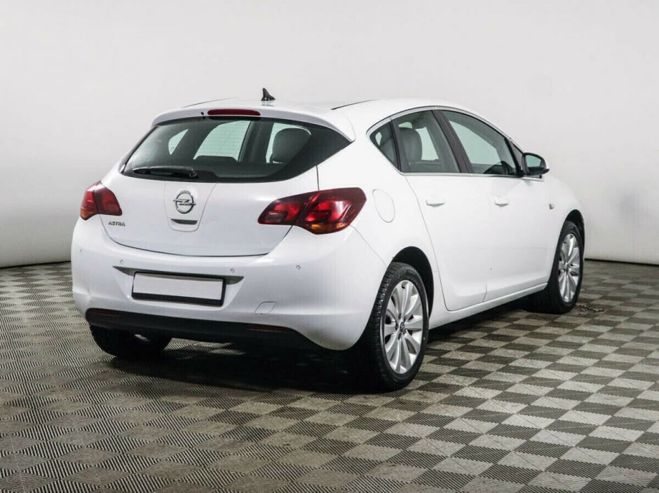 Opel Astra, 1.6 л, АТ, 2010 фото 6