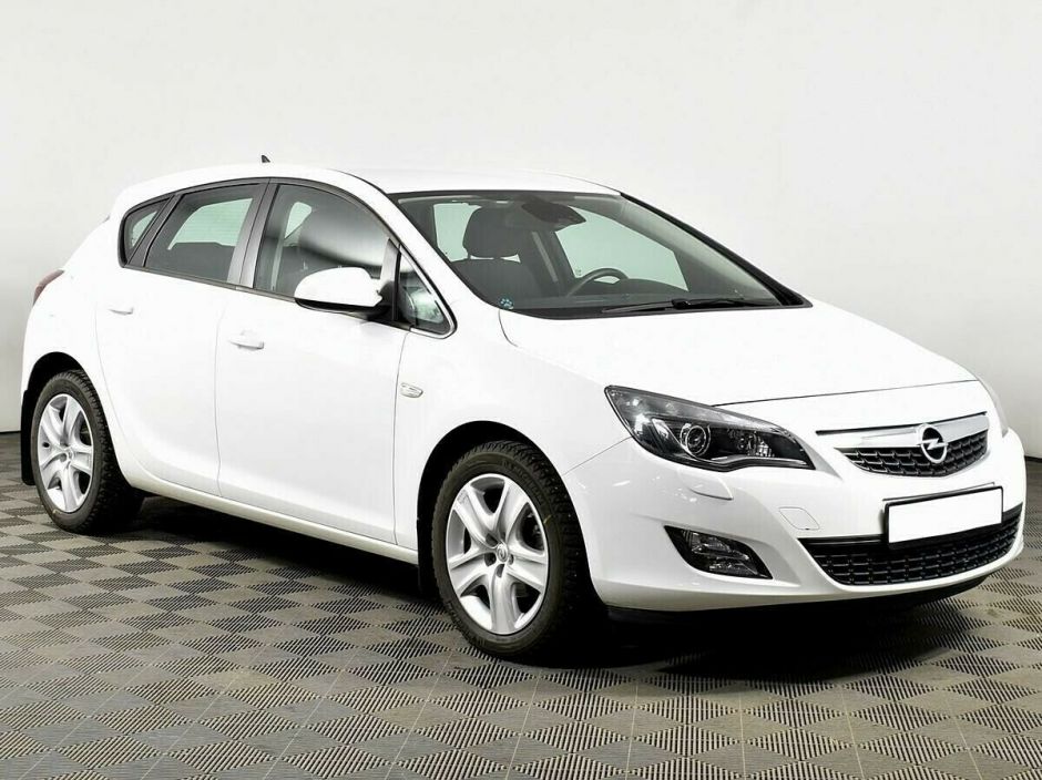 Opel Astra, 1.6 л, МТ, 2012 фото 5