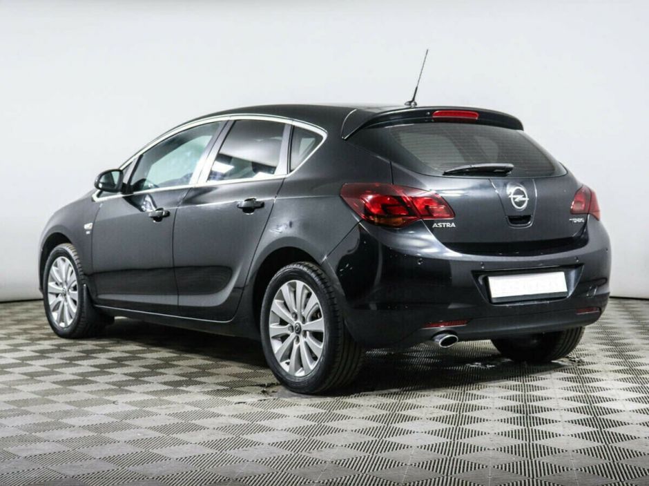 Opel Astra, 1.6 л, АТ, 2011 фото 6