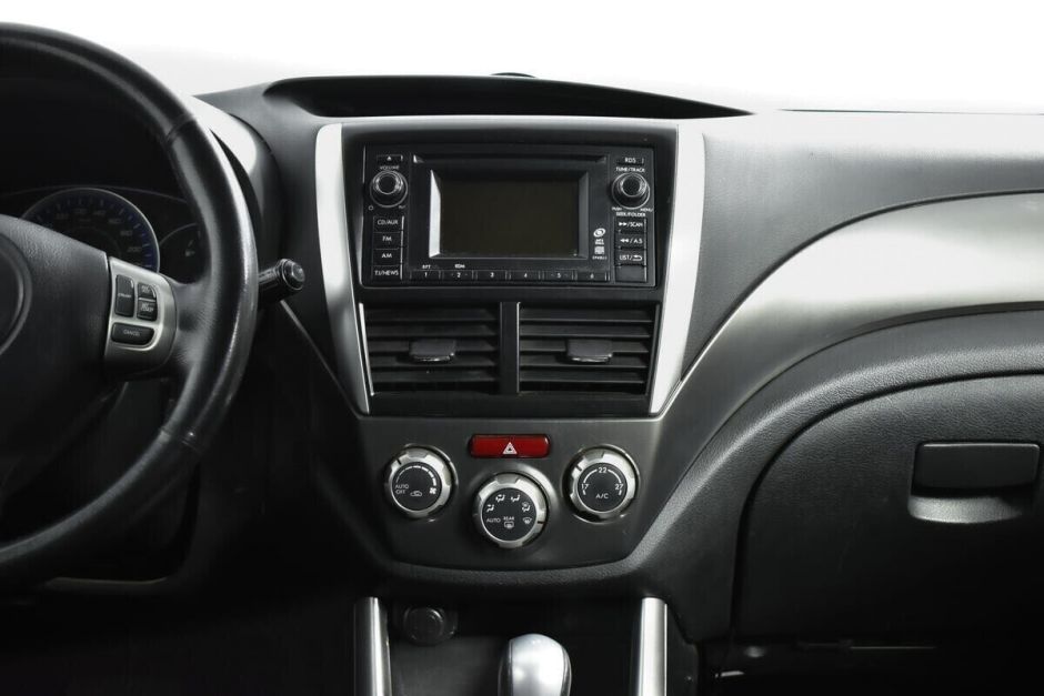Subaru Forester, 2.0 л, АТ, 2011 фото 9