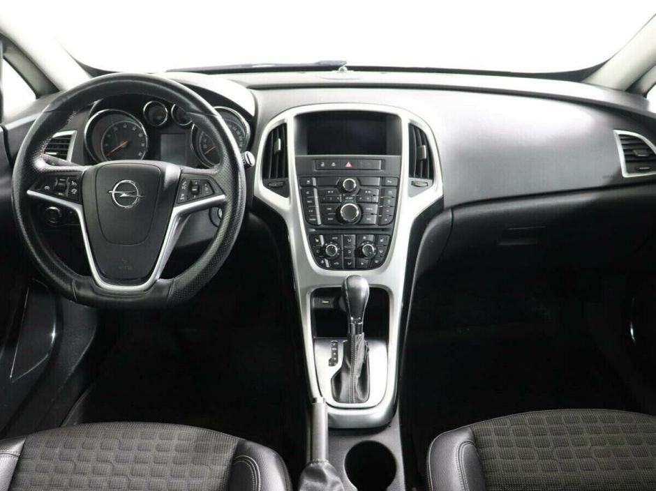 Opel Astra, 1.4 л, АТ, 2014 фото 8