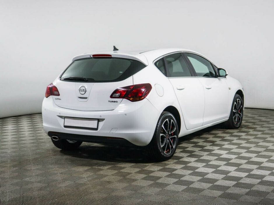 Opel Astra, 1.4 л, АТ, 2012 фото 6