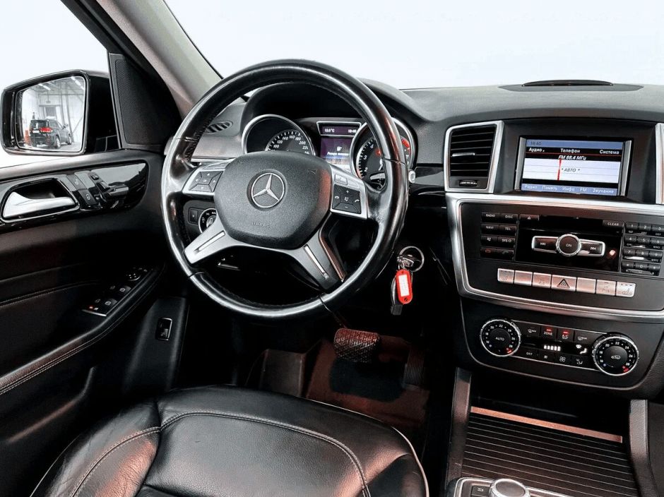 Mercedes-Benz M-Класс, 3.5 л, АТ, 2012 фото 8