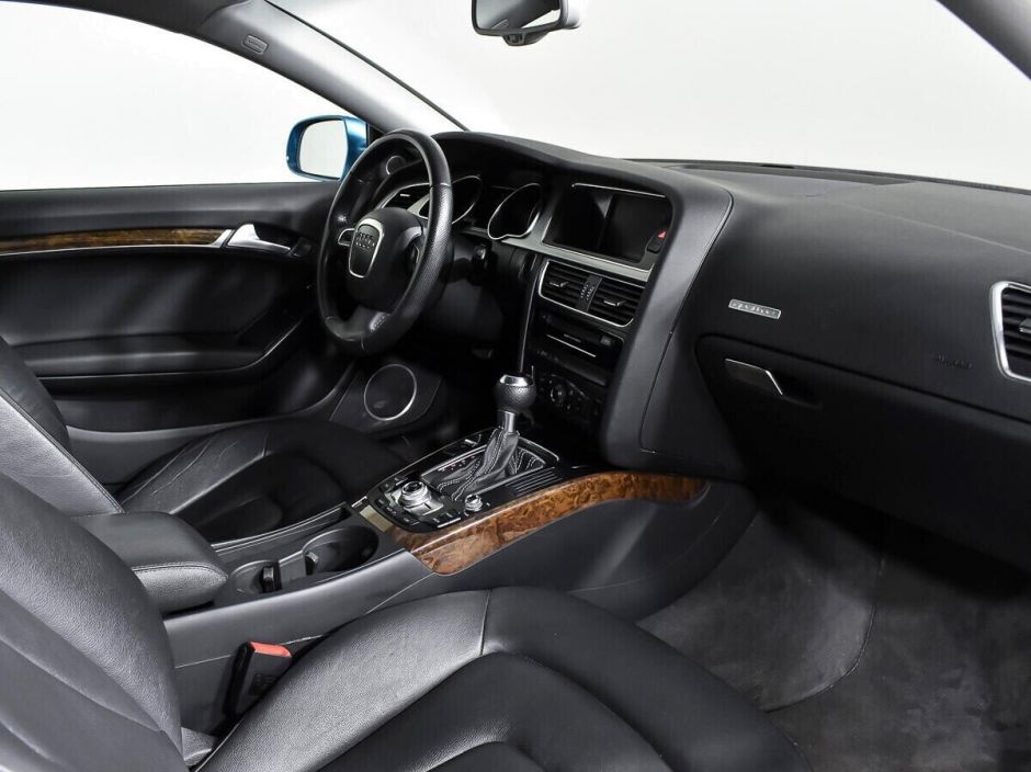 Audi A5, 2.0 л, Робот, 2011 фото 11