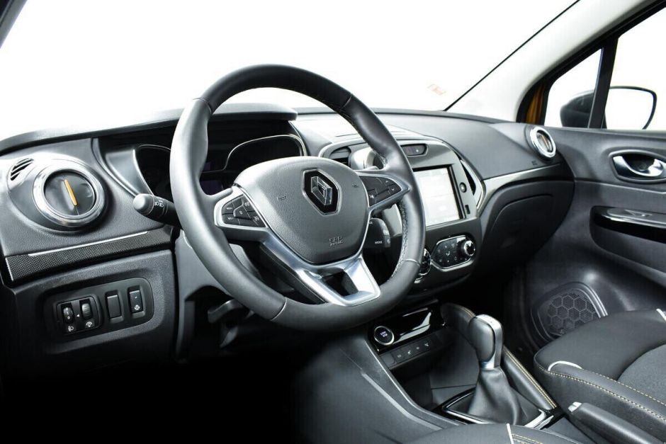 Renault Kaptur, 2.0 л, АТ, 2019 фото 7