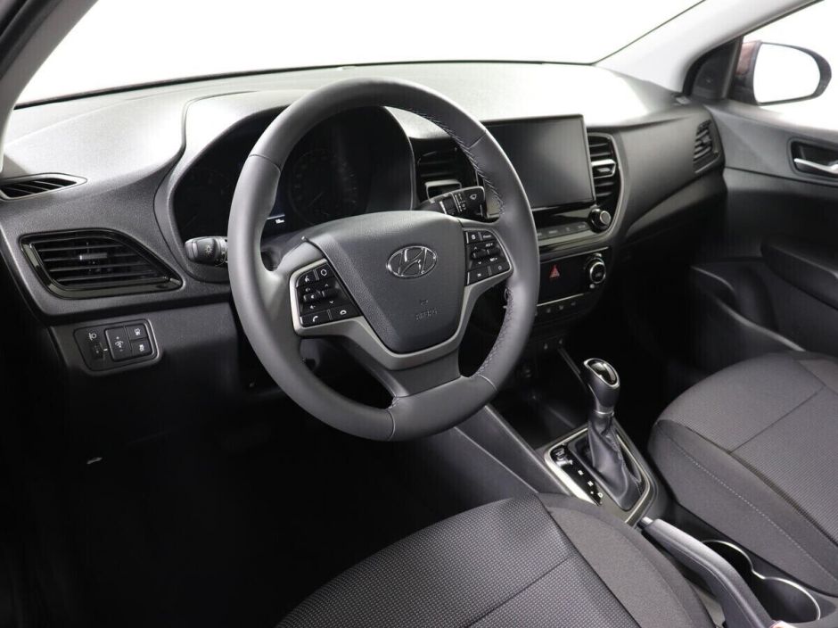 Hyundai Solaris, 1.6 л, АТ, 2022 фото 7