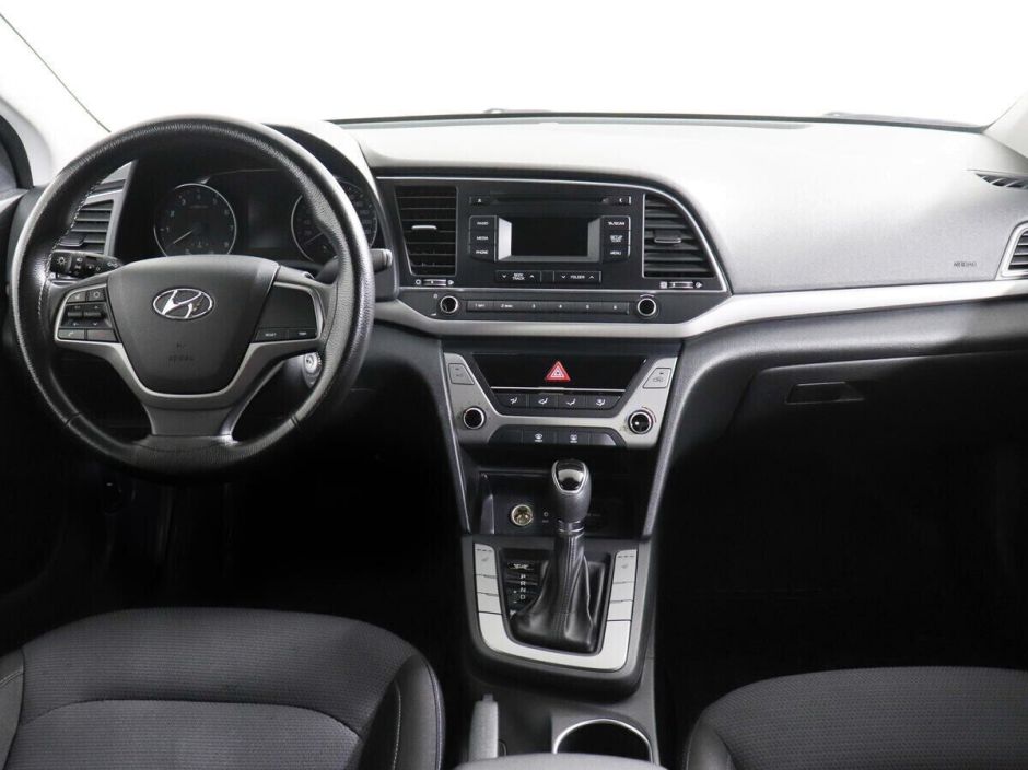 Hyundai Elantra, 1.6 л, АТ, 2016 фото 8