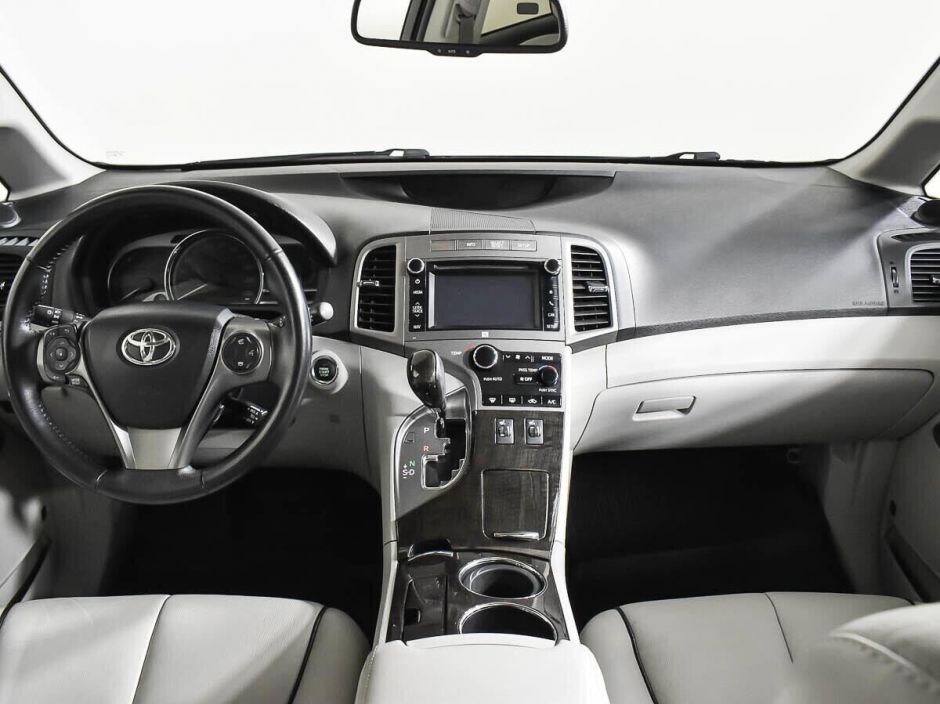 Toyota Venza, 2.7 л, АТ, 2013 фото 8
