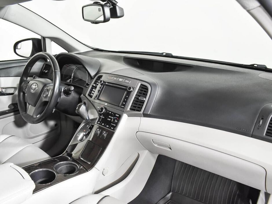 Toyota Venza, 2.7 л, АТ, 2013 фото 2