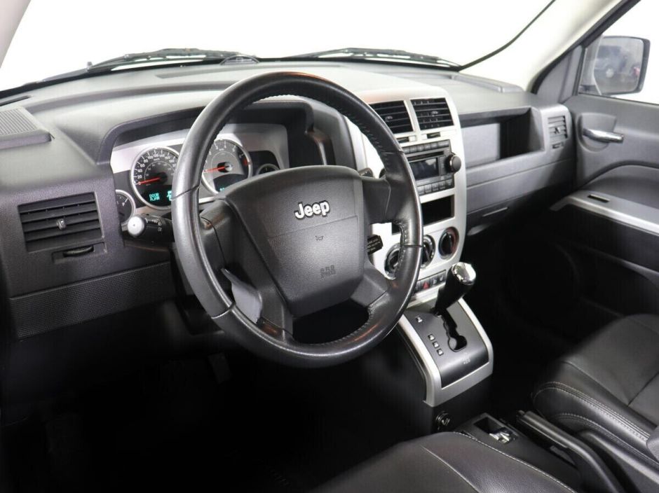 Jeep Liberty (Patriot), 2.4 л, Вариатор, 2008 фото 7