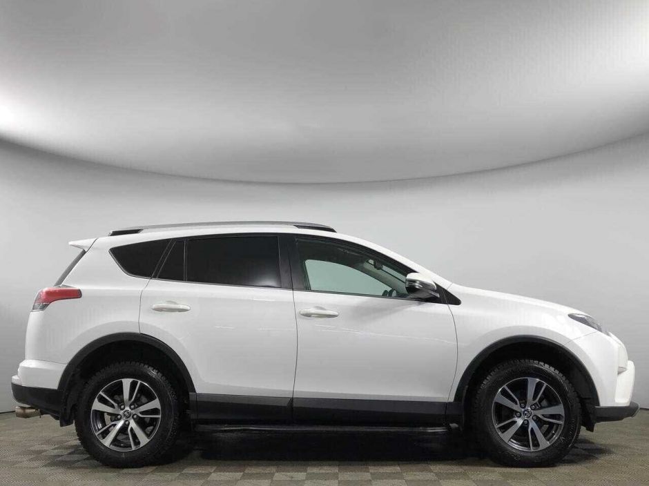 Toyota RAV4, 2.0 л, Вариатор, 2016 фото 9