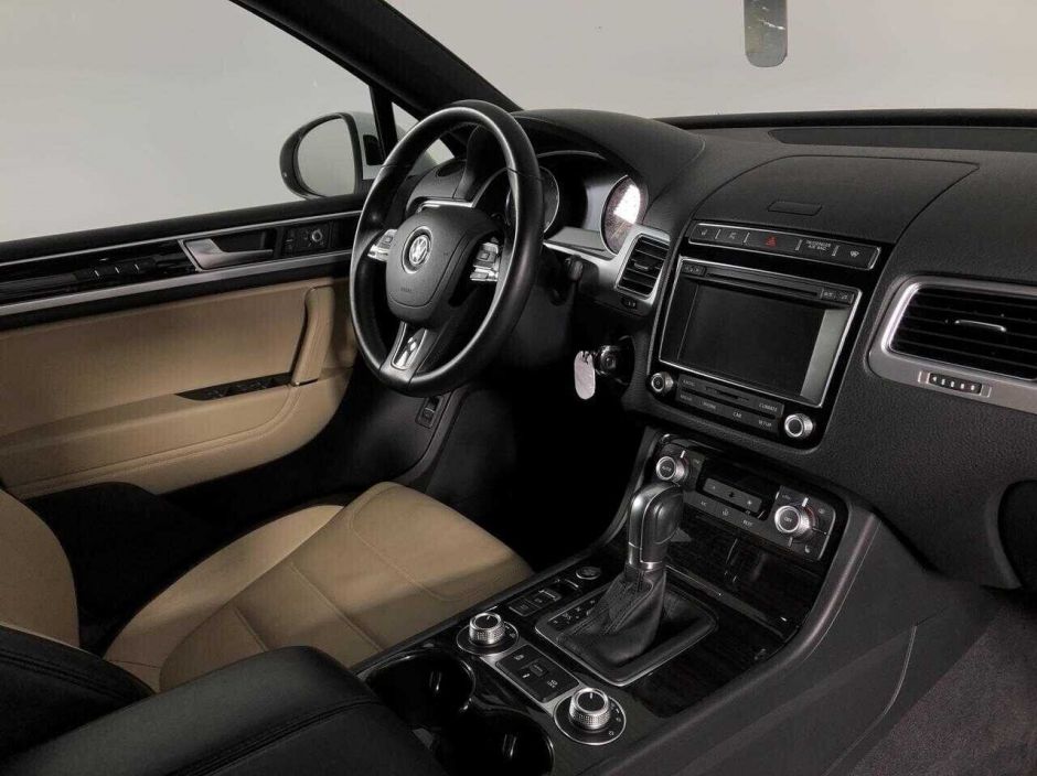 Volkswagen Touareg, 3.6 л, АТ, 2015 фото 14