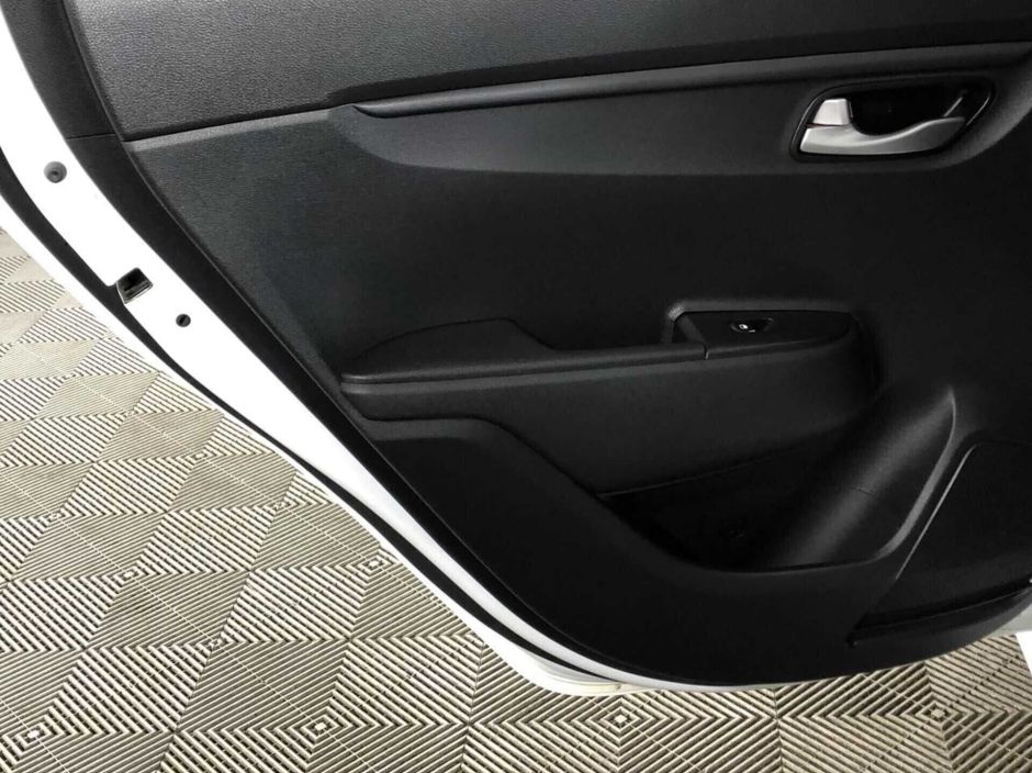 Kia Rio, 1.6 л, АТ, 2019 фото 2