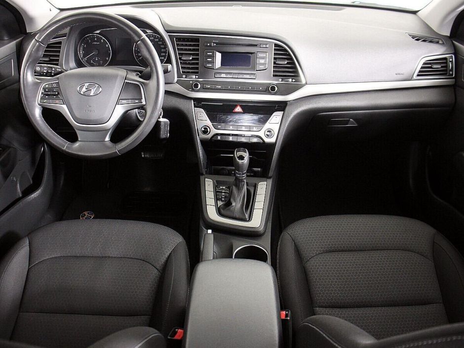 Hyundai Elantra, 1.6 л, АТ, 2016 фото 8