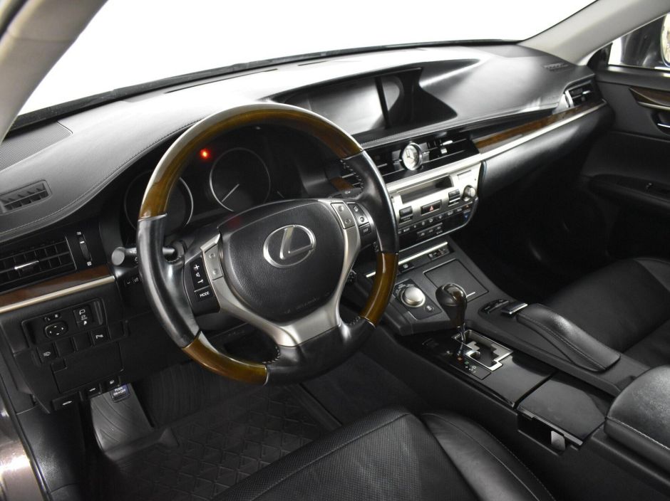 Lexus ES, 2.5 л, АТ, 2014 фото 5