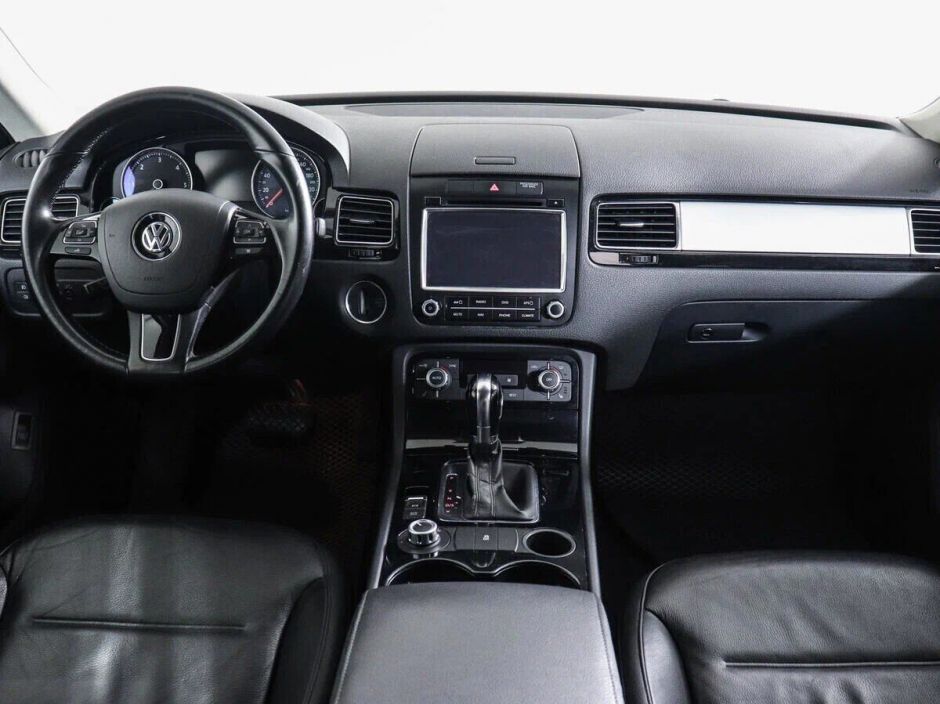 Volkswagen Touareg, 3.0 л, АТ, 2014 фото 6