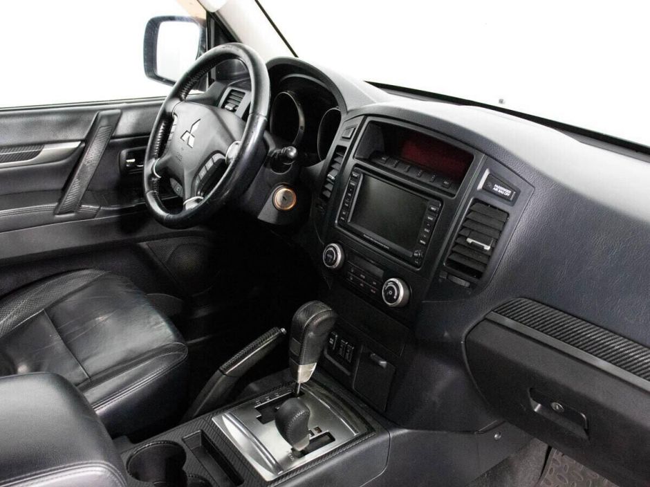 Mitsubishi Pajero, 3.2 л, АТ, 2011 фото 10