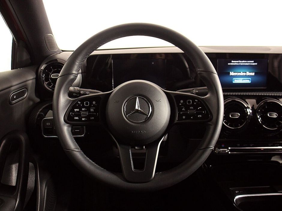 Mercedes-Benz A-Класс, 1.3 л, Робот, 2018 фото 7