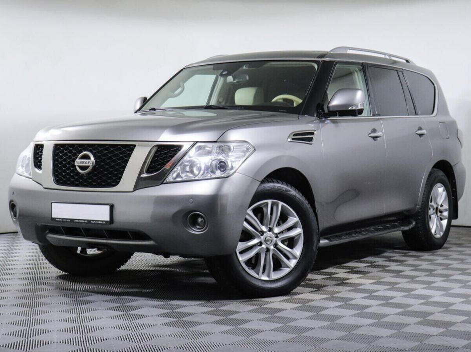Nissan Patrol, 5.6 л, АТ, 2010 фото 3
