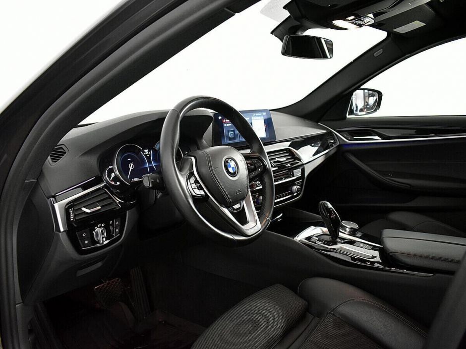 BMW 5 серии, 2.0 л, АТ, 2017 фото 7