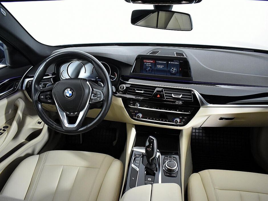 BMW 5 серии, 2.0 л, АТ, 2018 фото 8