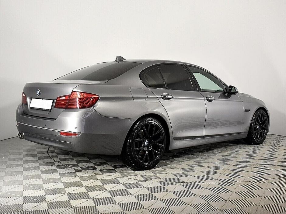 BMW 5 серии, 3.0 л, АТ, 2017 фото 4