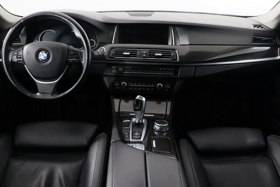 BMW 5 серии, 2.0 л, АТ, 2016 фото 7