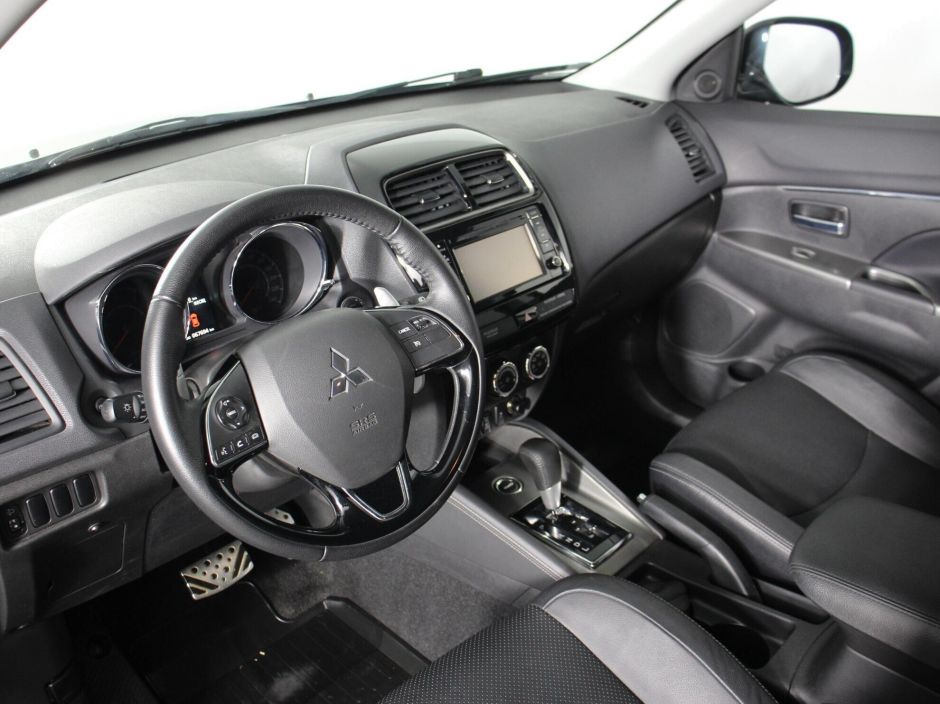 Mitsubishi ASX, 2.0 л, Вариатор, 2018 фото 8