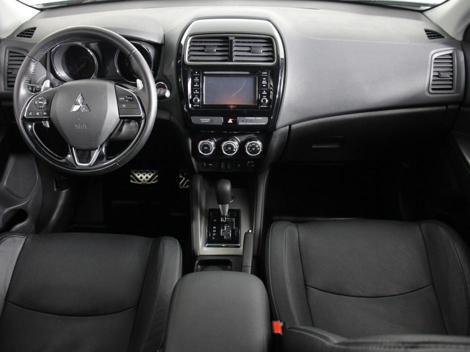 Mitsubishi ASX, 2.0 л, Вариатор, 2018 фото 9