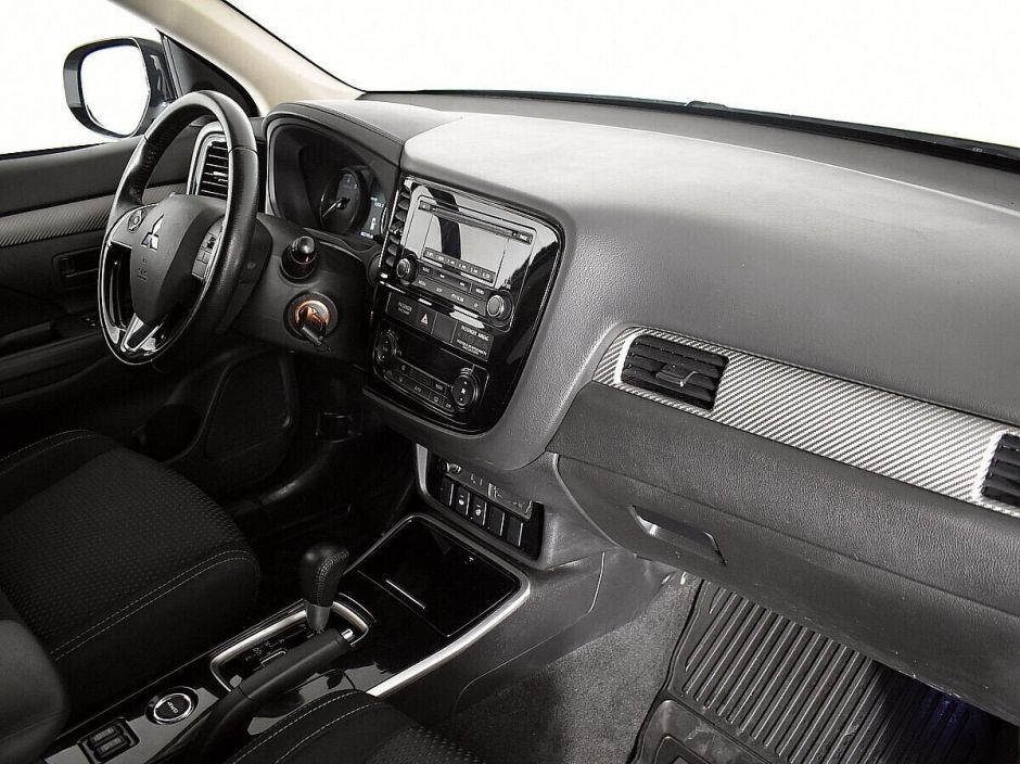 Mitsubishi Outlander, 2.0 л, Вариатор, 2017 фото 12