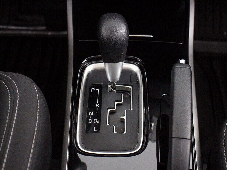 Mitsubishi Outlander, 2.0 л, Вариатор, 2020 фото 11