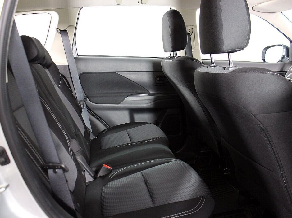 Mitsubishi Outlander, 2.0 л, Вариатор, 2020 фото 1