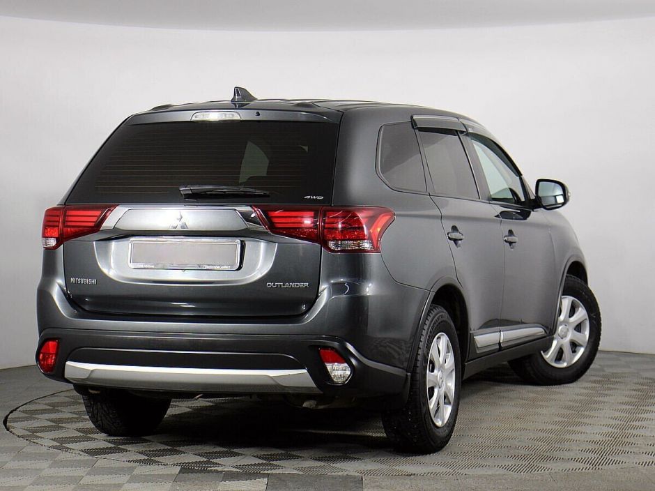Mitsubishi Outlander, 2.0 л, Вариатор, 2017 фото 5