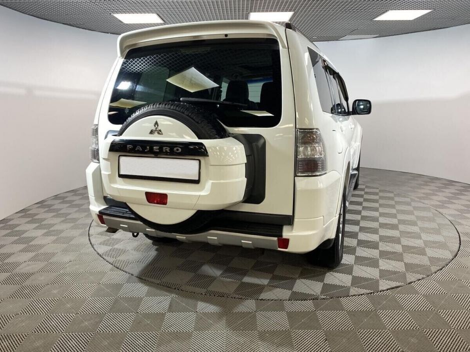 Mitsubishi Pajero, 3.2 л, АТ, 2013 фото 4