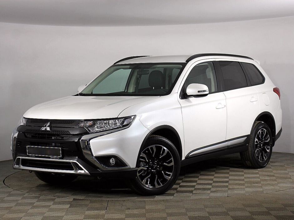 Mitsubishi Outlander, 2.0 л, Вариатор, 2022 фото 3