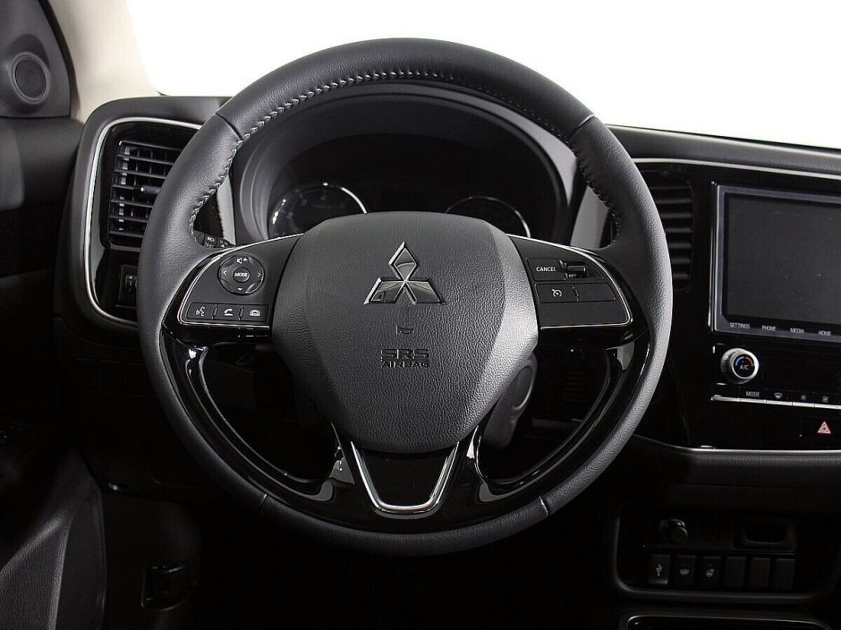 Mitsubishi Outlander, 2.0 л, Вариатор, 2022 фото 10